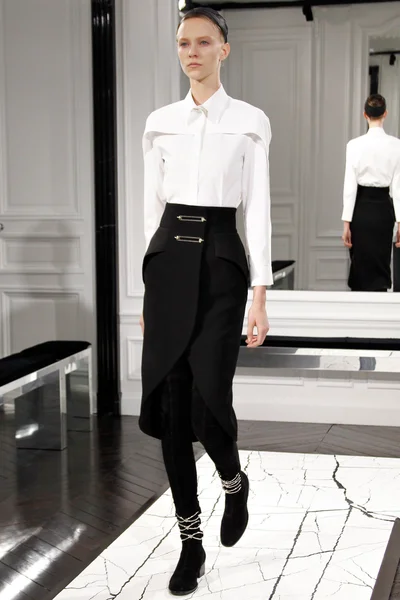 Look 5